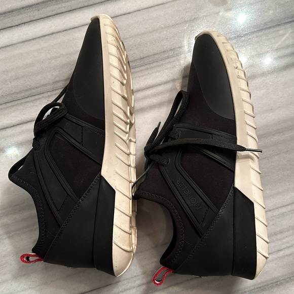 MONCER 100 % authentic Black Nylon Trainers - Picture 4 of 6